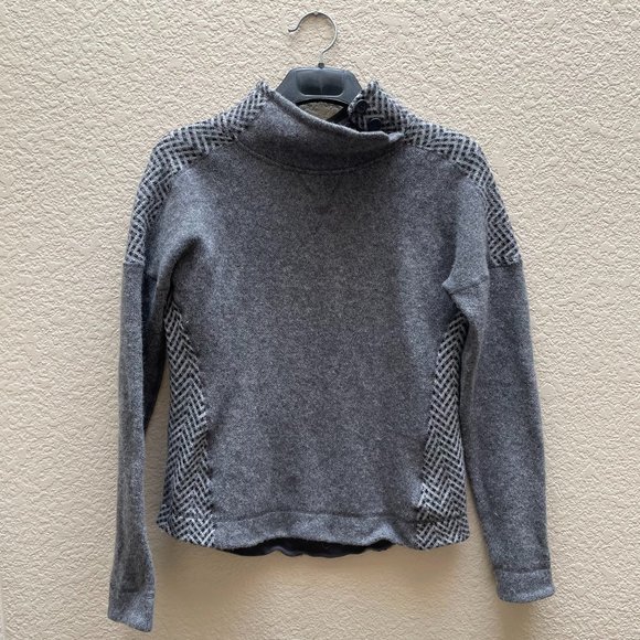 Marmot Sweaters - Marmot Wool "Vivian" Sweater Small